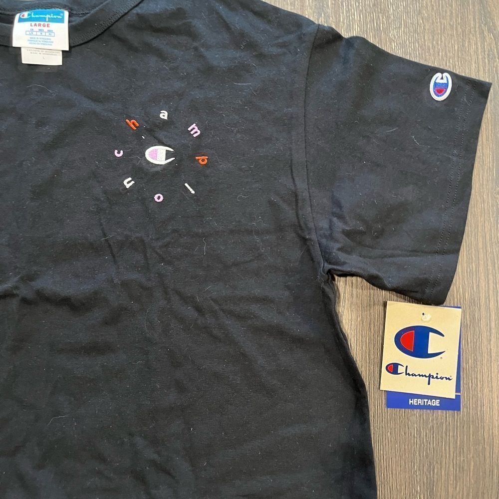 NWT Champion Black Graphic Crop Top - Size L - Picture 2 of 4
